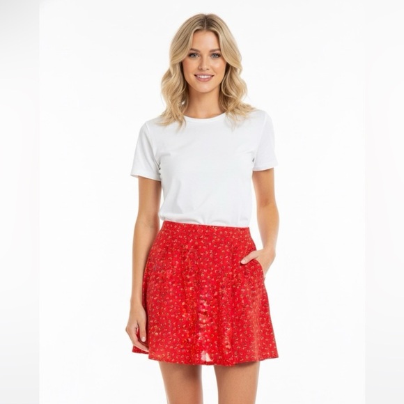 Old Navy Red floral Pleated Skater Mini Skirt size medium - Picture 1 of 7